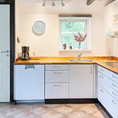 Semesterbostad 8 Person Holiday Home In Toftlund Vestergård